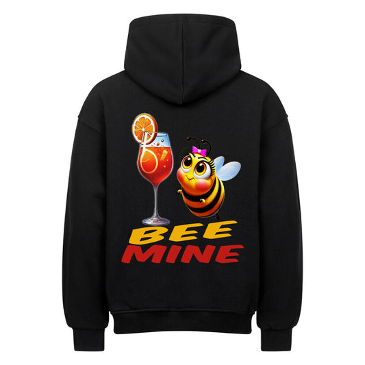 Oversize Hoodie mit süßer Cartoon-Biene und Aperol-Glas – Motiv „Bee Mine“ für Damen
